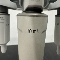 Eppendorf Research Plus Single Channel Pipettes and Stand image 3